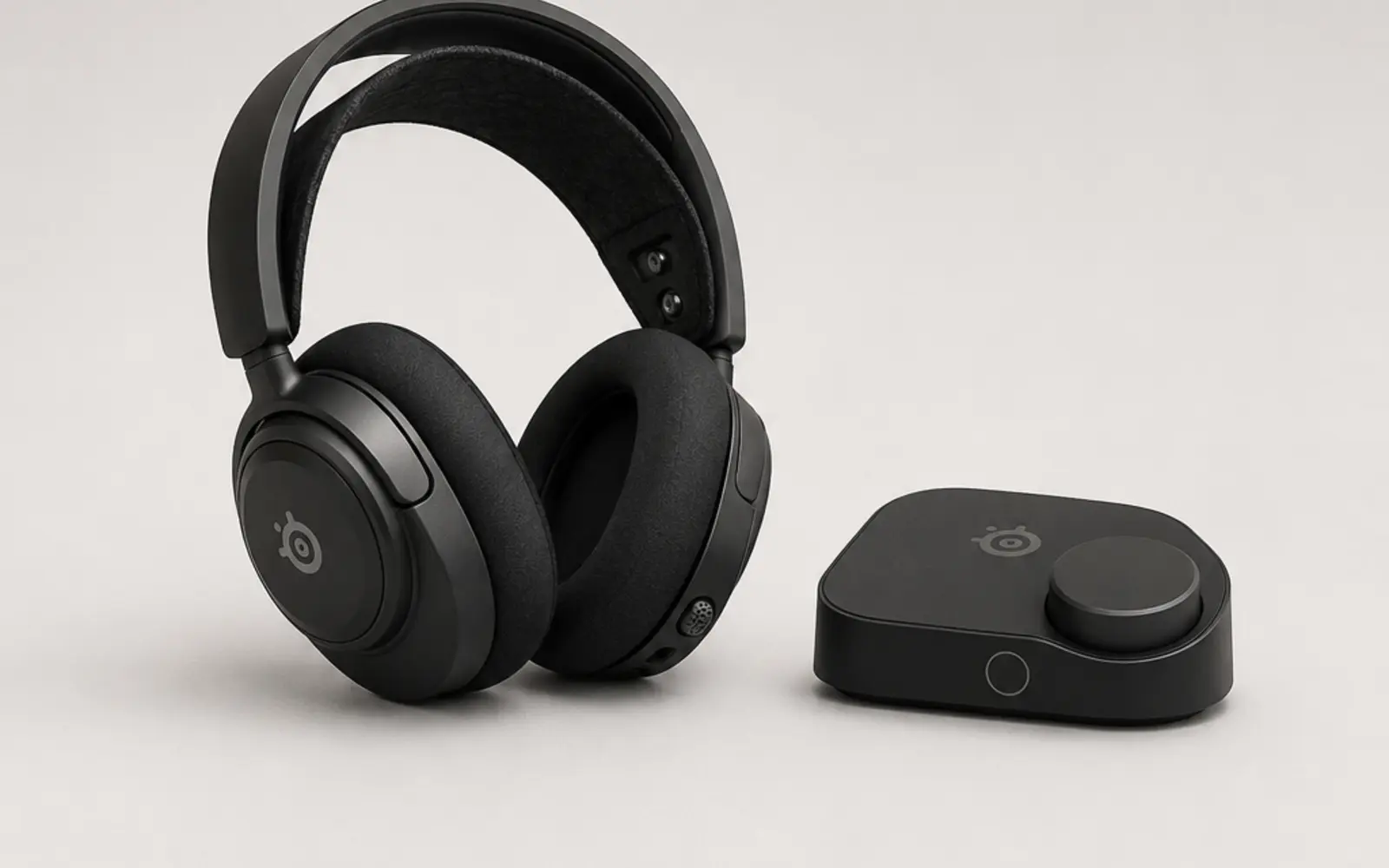 ภาพจำลองสินค้าแบบสมจริงหูฟังและ GameDAC SteelSeries จัดวางเต็มสัดส่วน สำหรับหน้ารับซื้อ SteelSeries